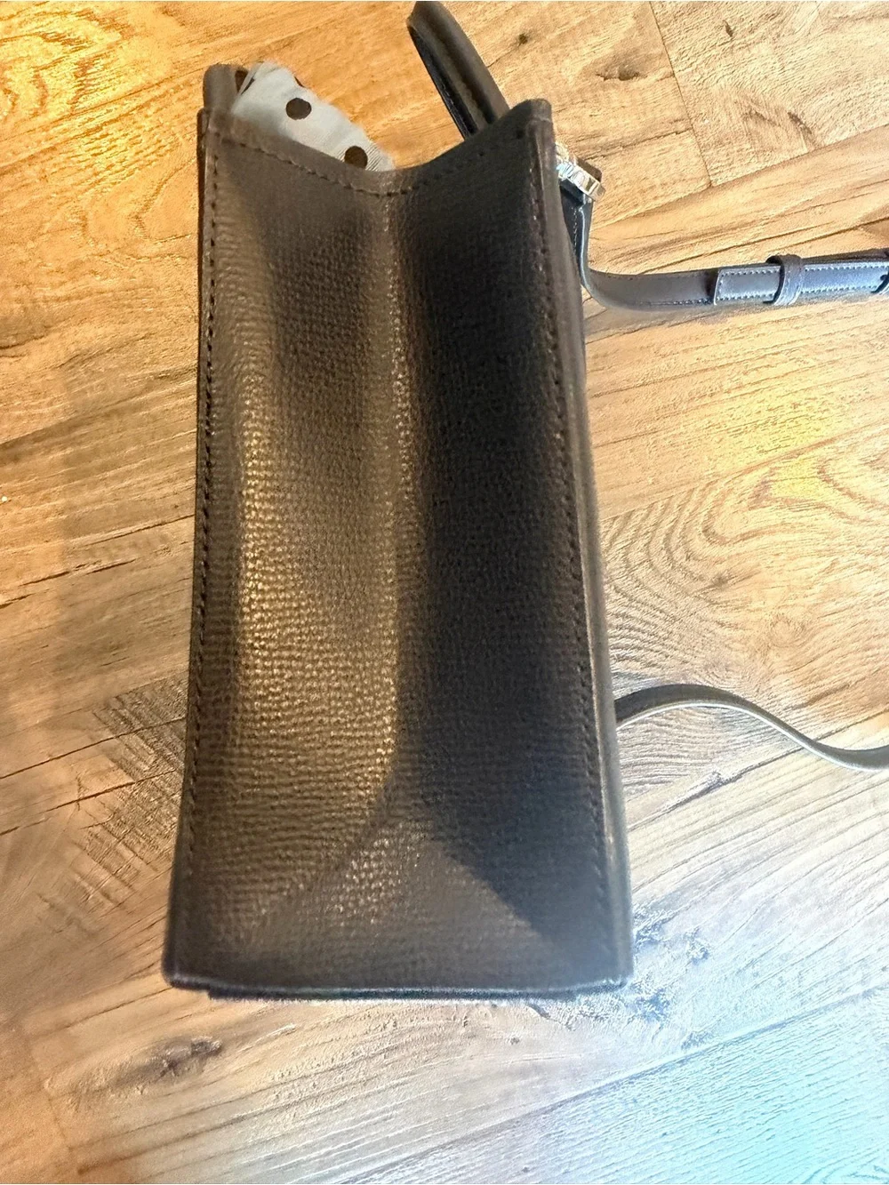 NWOT kate spade Alice in Wonderland purse